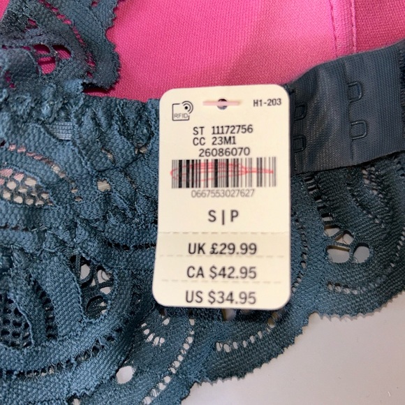 Nwt Victoria secret pink lace bralette - Picture 3 of 3